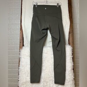 Lululemon In Movement Full Length Everlux Green Women’s 8 Leggings